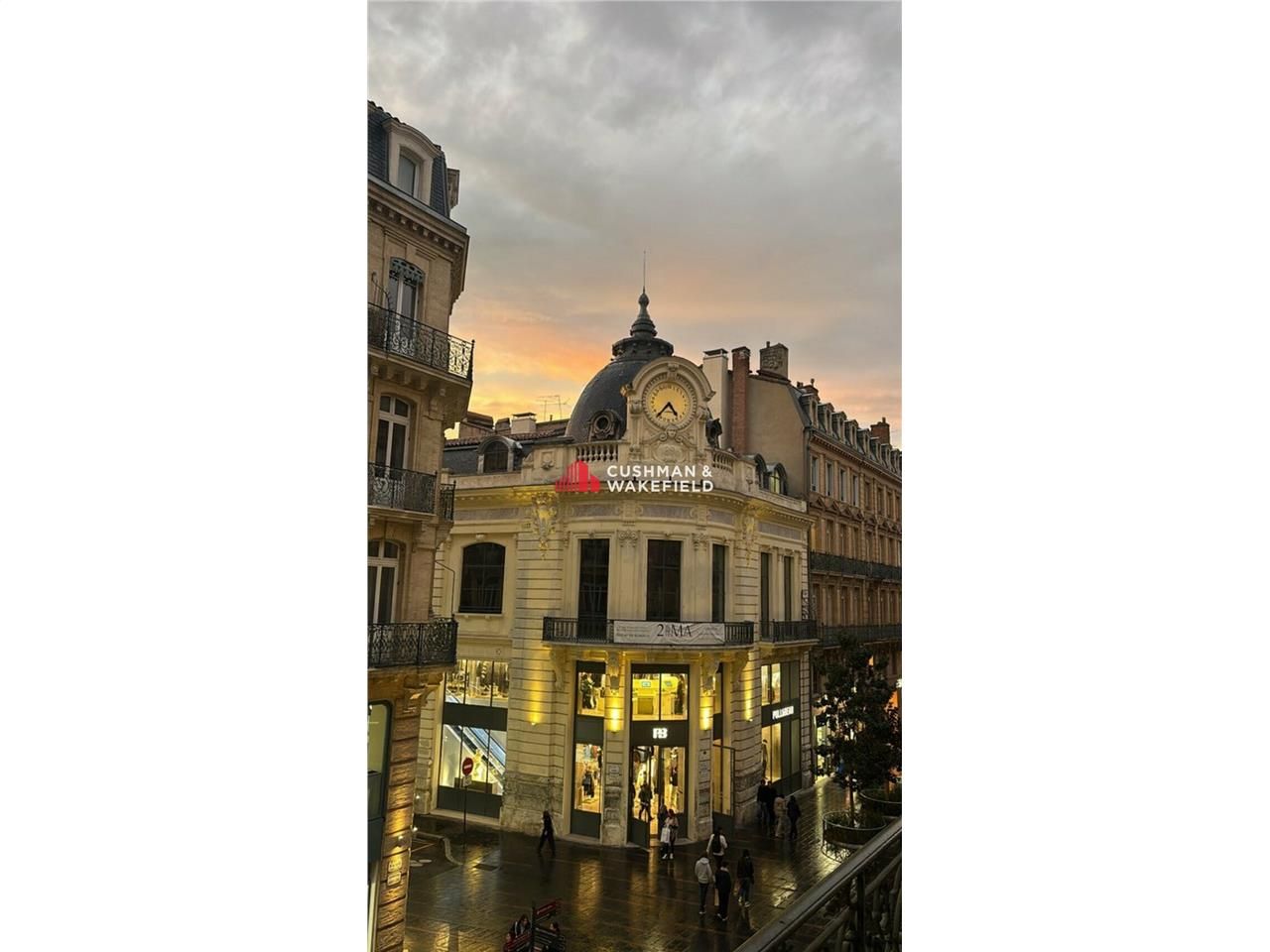 Location bureaux 808.4 m² non divisibles