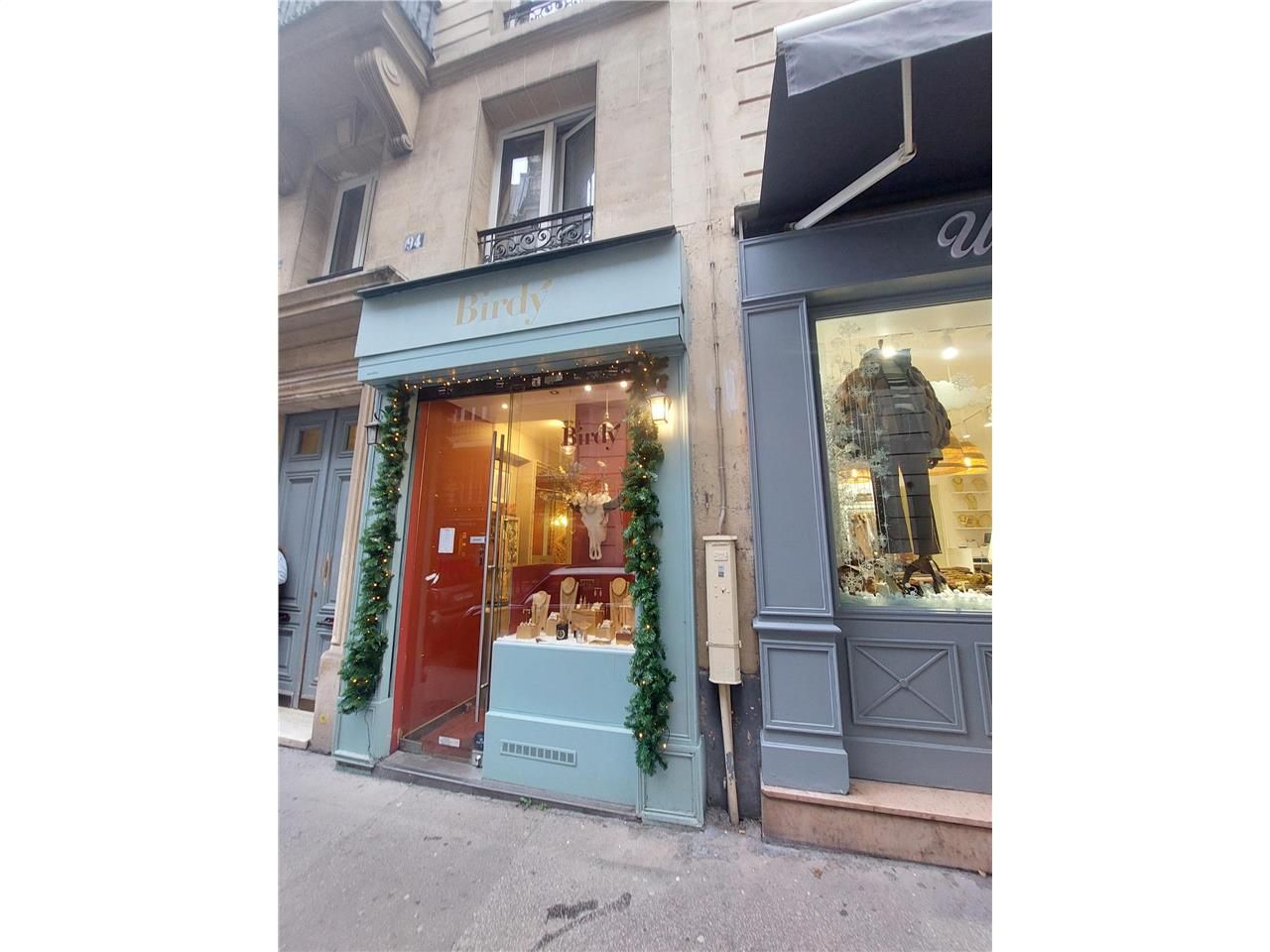 Location boutique 65 m² à Paris