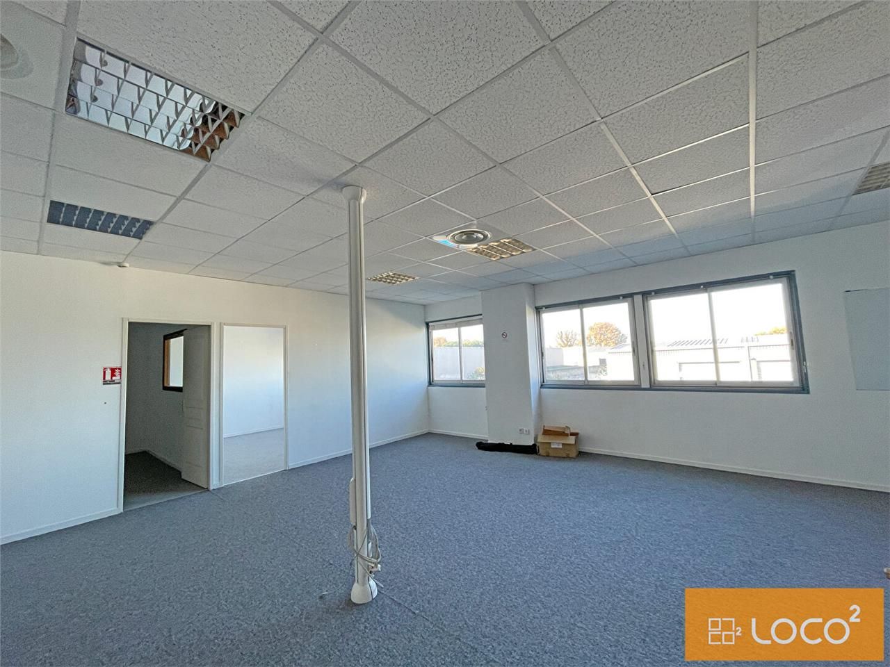 Vente bureaux 82.00 m² à PECHBONNIEU