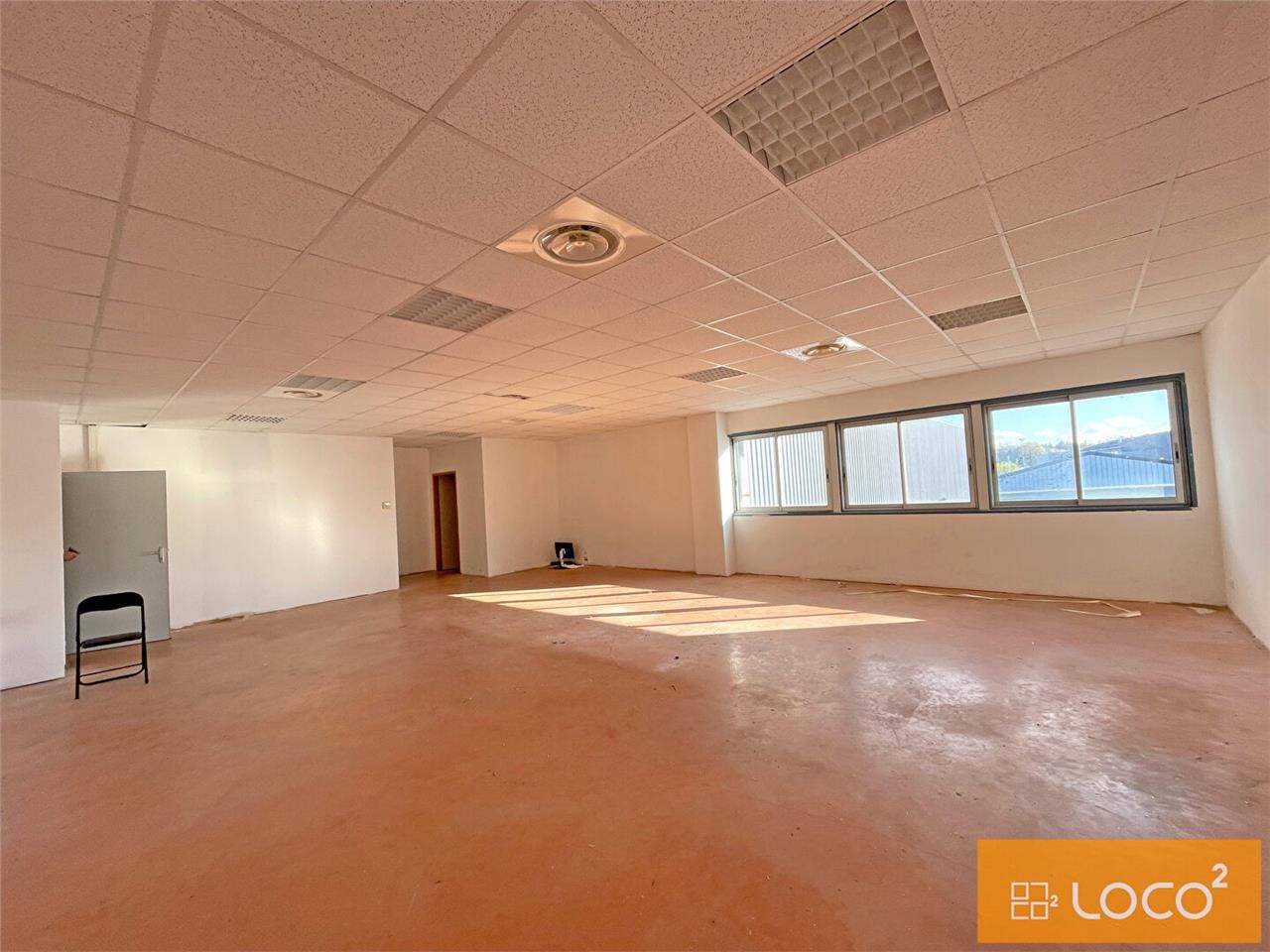 Vente bureaux 79.00 m² à PECHBONNIEU