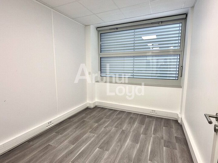 A LOUER - Bureaux de 90m2 à Technolac - DIVISIBLE