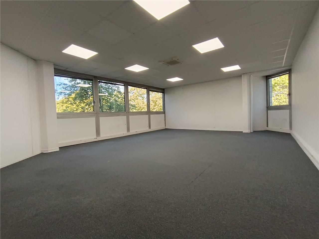 Location bureaux 70 m² à Blagnac
