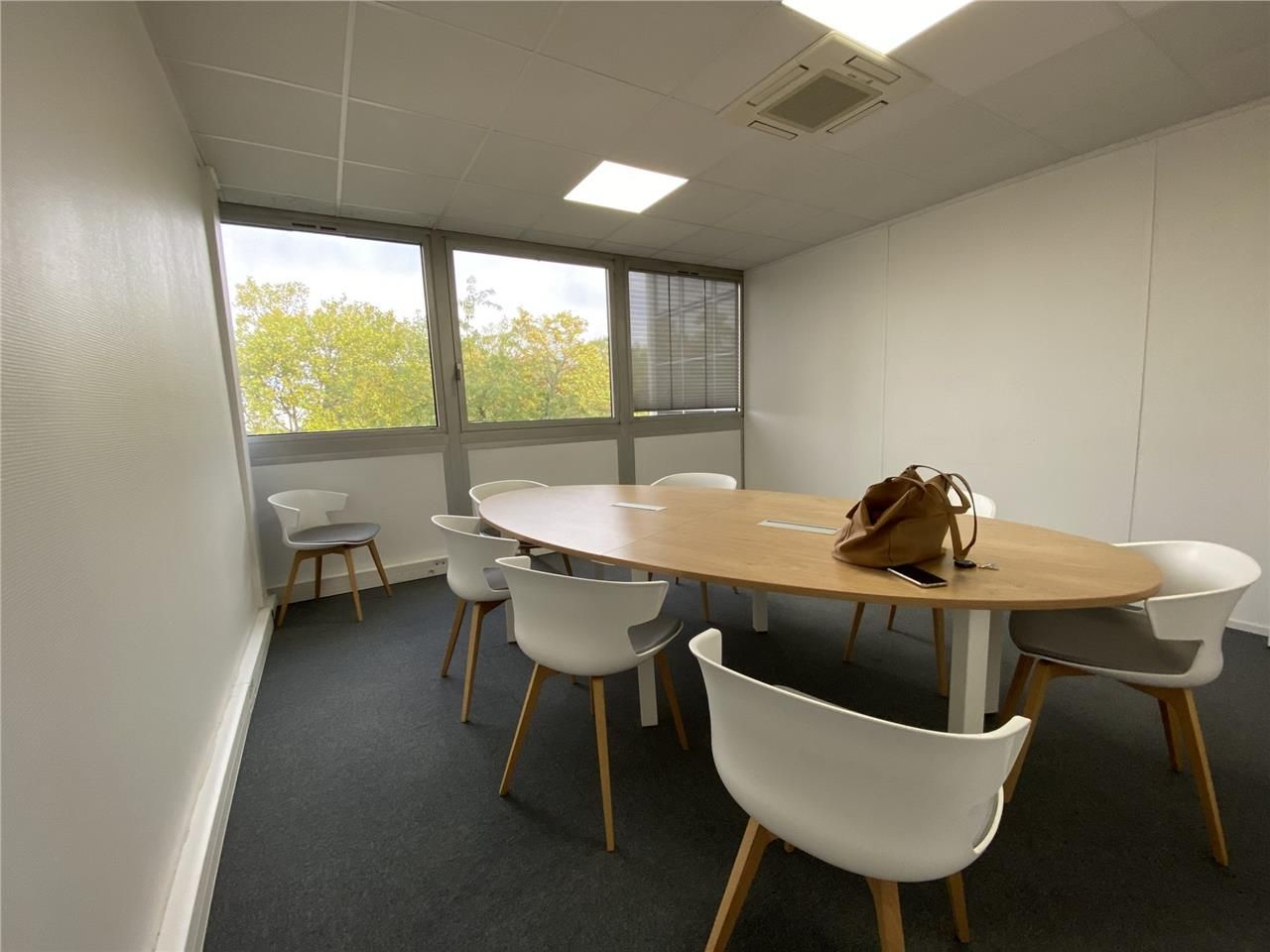 Location bureaux 89 m² à Blagnac
