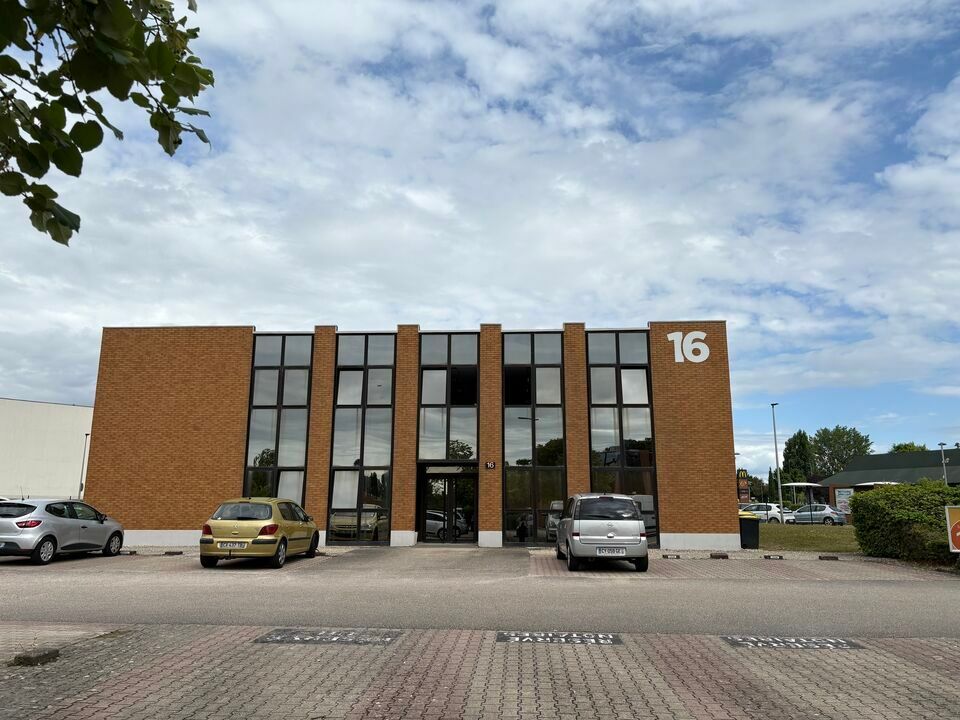 Location bureaux 74 m² non divisibles