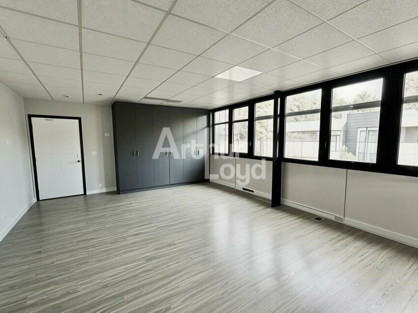 Bureau à louer au Bourget du lac-50 m² au sein du parc d'activités Savoie Technolac