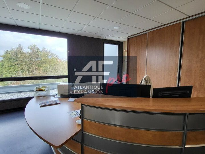 A LOUER PLATEAU DE BUREAU DE 376 M²  