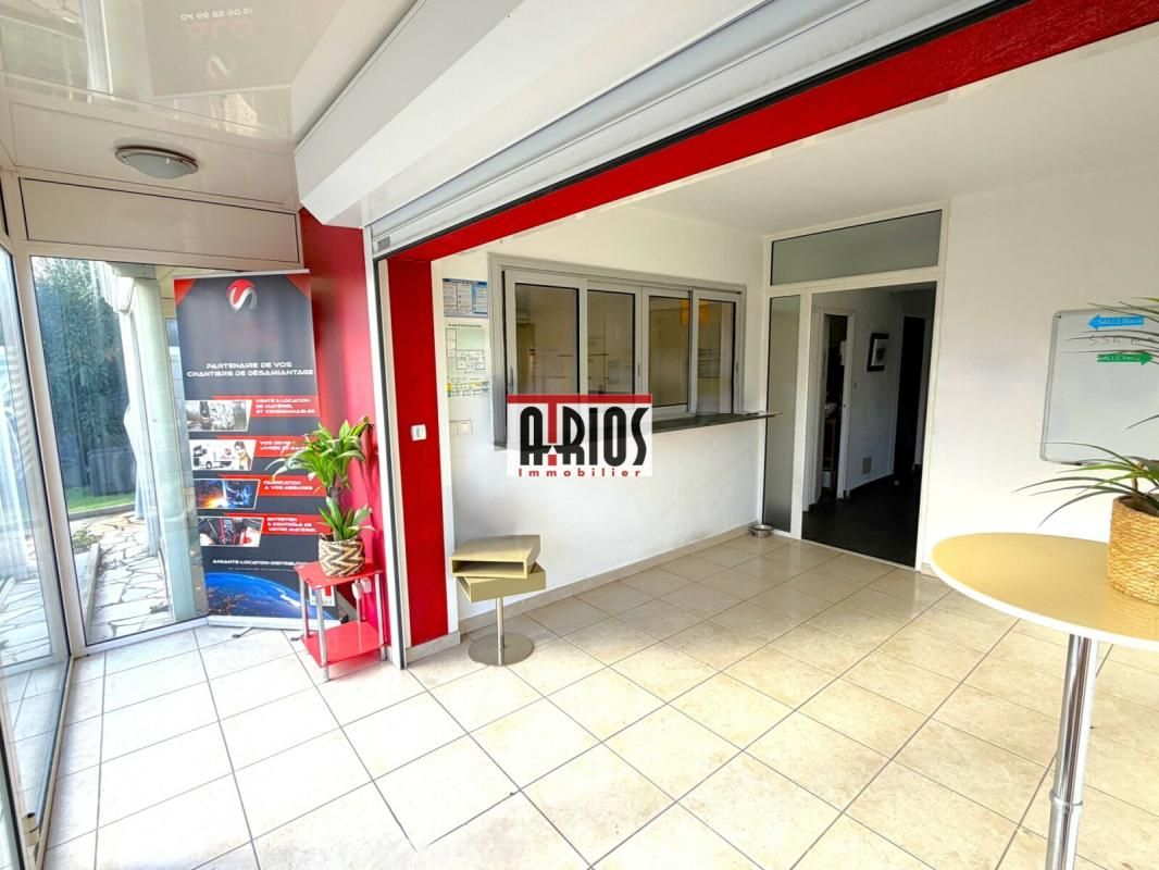 Location bureaux 280 m² non divisibles