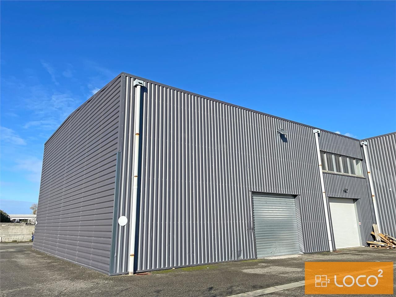 lot 4/6/7 - local d'activité de 460 m² - za le grand