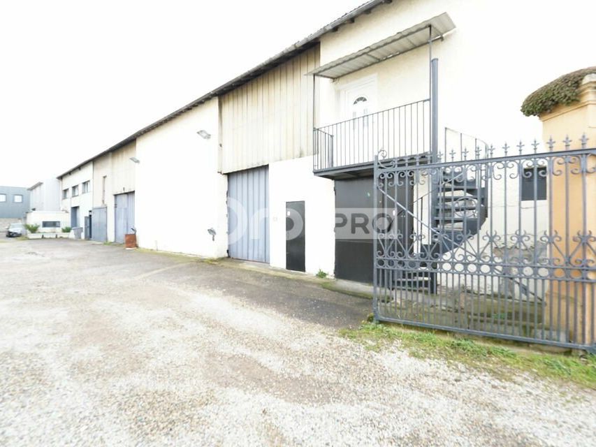 Location local d''activites 278 m² non divisibles