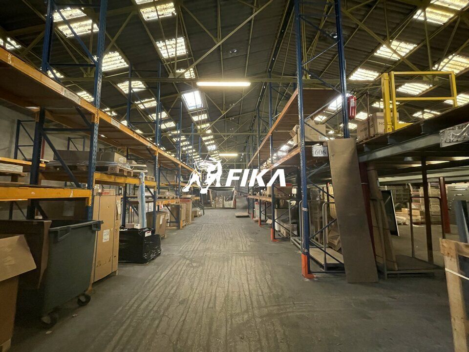 A LOUER LOCAL D'ACTIVITE 1 200 m² - (81000) ALBI