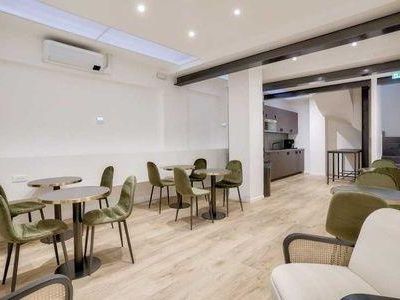 Location bureaux 398 m² divisibles à partir de 106 m²