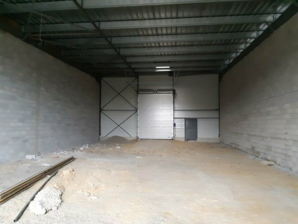 Location local commercial 307 m² à BOULOC