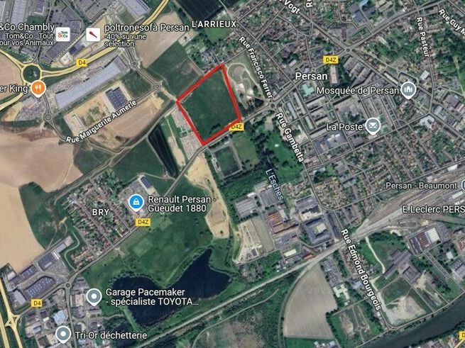 France Locaux vous propose des locaux d'activité neufs à vendre au sein de la nouvelle zone d'activité de Persan à proximité du centre commercial Parenthèse et de l'A16.