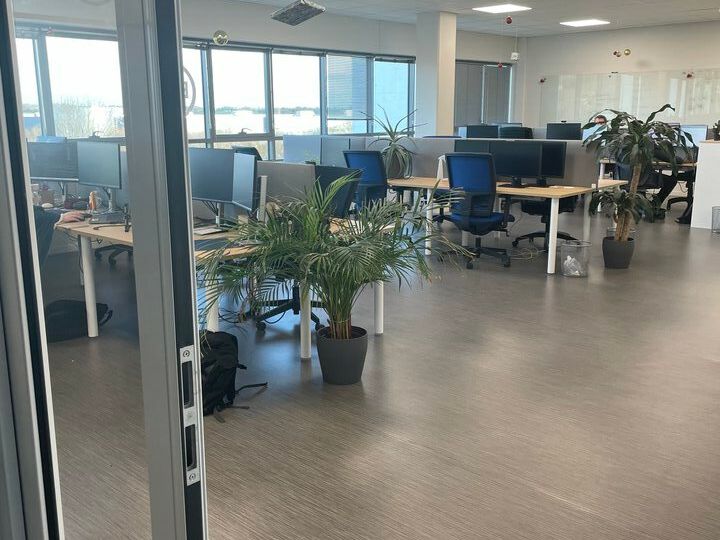 Location bureaux 330 m² non divisibles