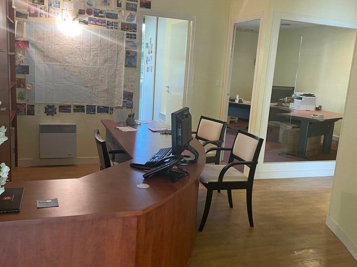 Location bureaux 45 m² non divisibles