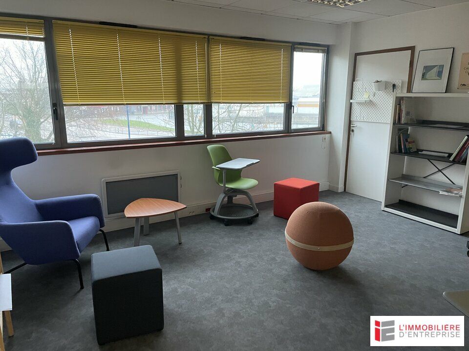 Vente bureaux 220 m² non divisibles