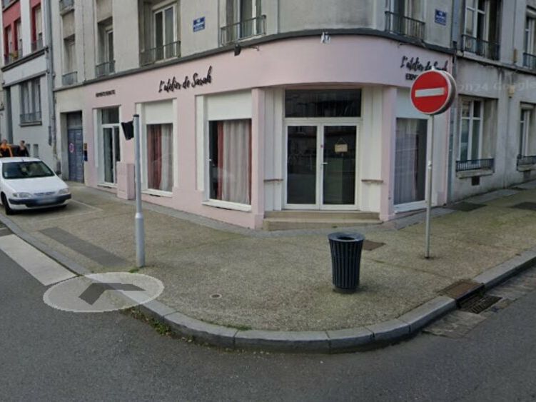Location local commercial 68 m² non divisibles