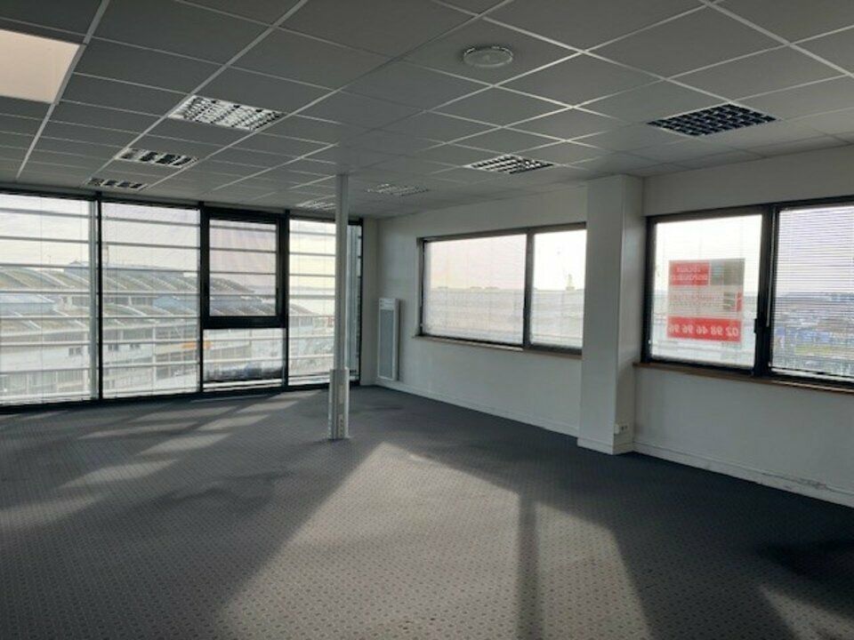 Location bureaux 126 m² non divisibles