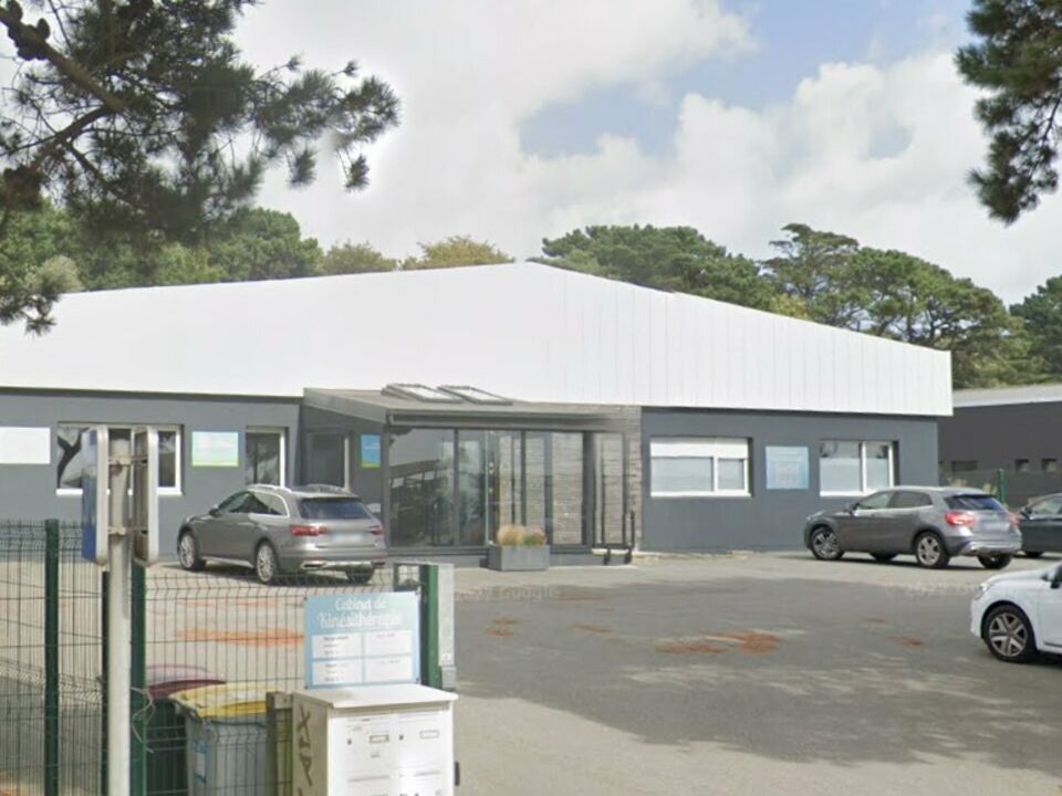 A LOUER - LOCAL D'ACTIVITE- BREST PORT