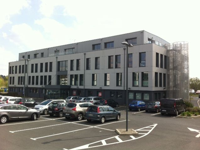 Vente bureaux 111 m² non divisibles