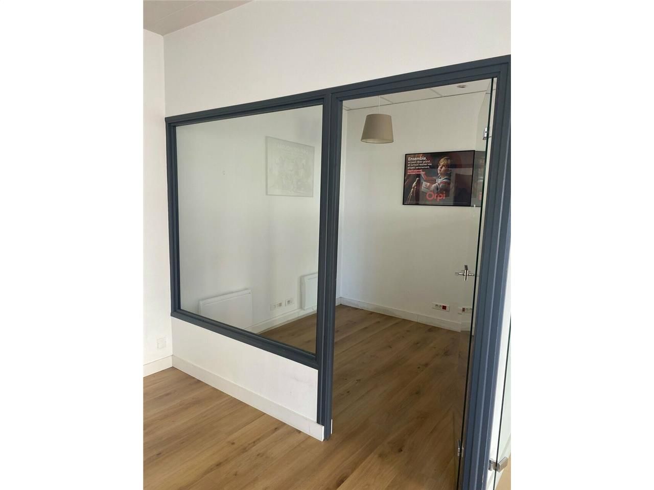 LOCAL PROCHE CENTRE - 2 PLACES DE STATIONNEMENT