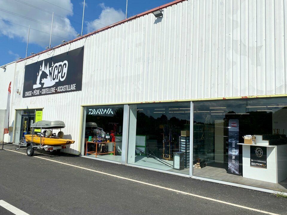 Location local commercial 586 m² non divisibles