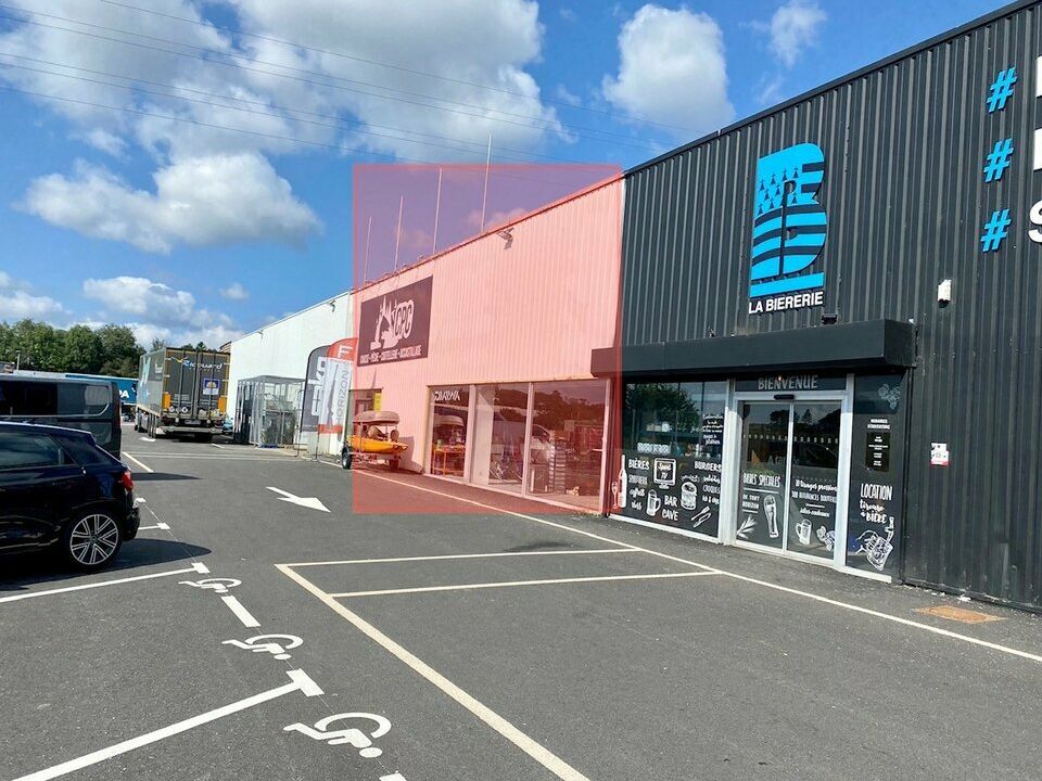 Au cœur de la ZAC de GOURVILY. Gros potentiel.