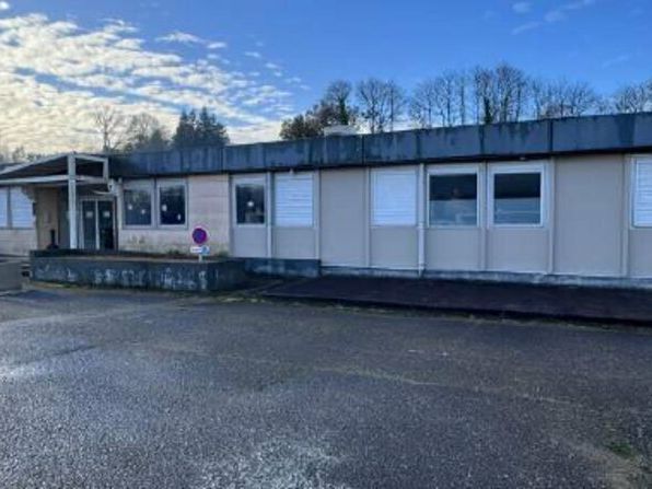 Location bureaux 296 m² non divisibles