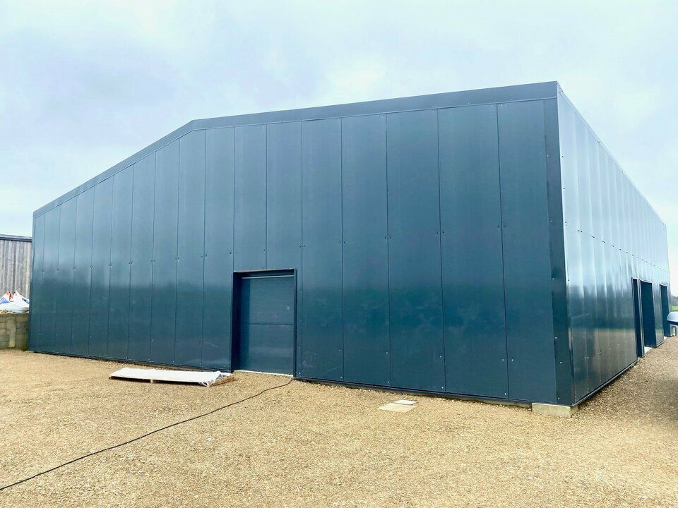 Vente local d''activites 390 m² non divisibles