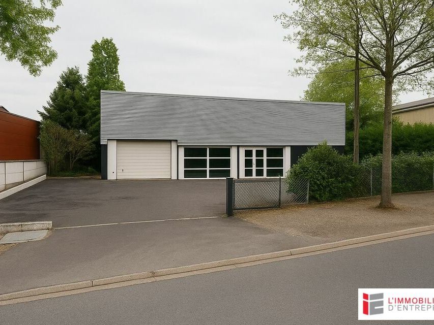 Location local d''activites 340 m² non divisibles