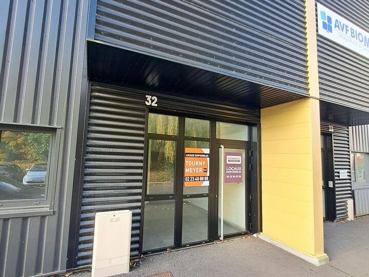 LOCATION – CELLULE D'ACTIVITÉS – 200 m² – LA MÉZIÈRE