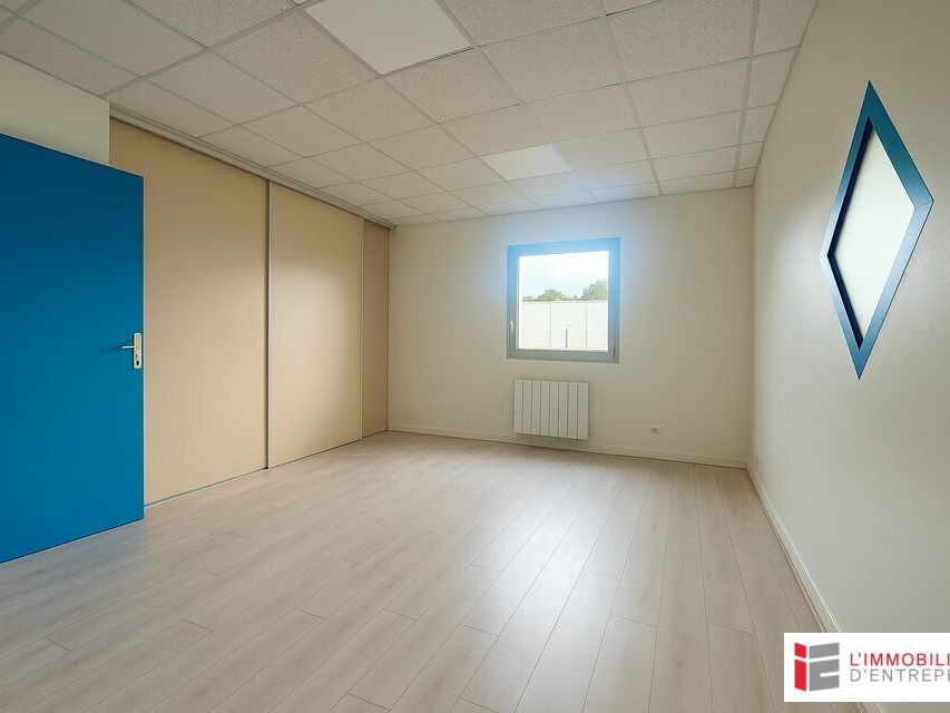LOCATION – BUREAUX AVEC DÉPÔT – 290 M² – BETTON