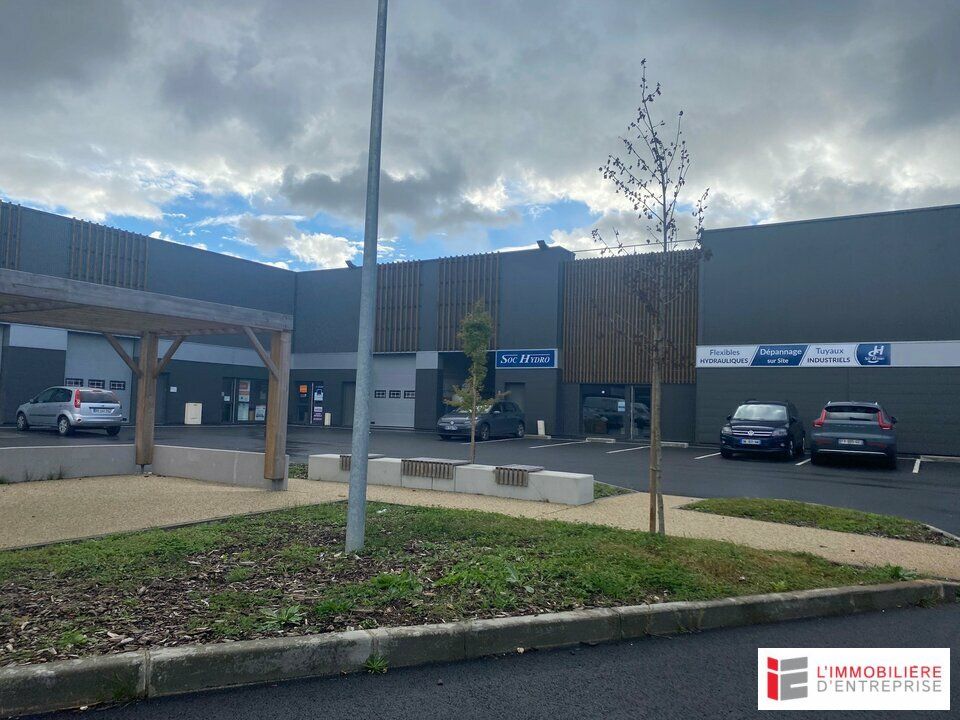 VENTE – LOCAL D'ACTIVITÉ – 359 M² – PACÉ