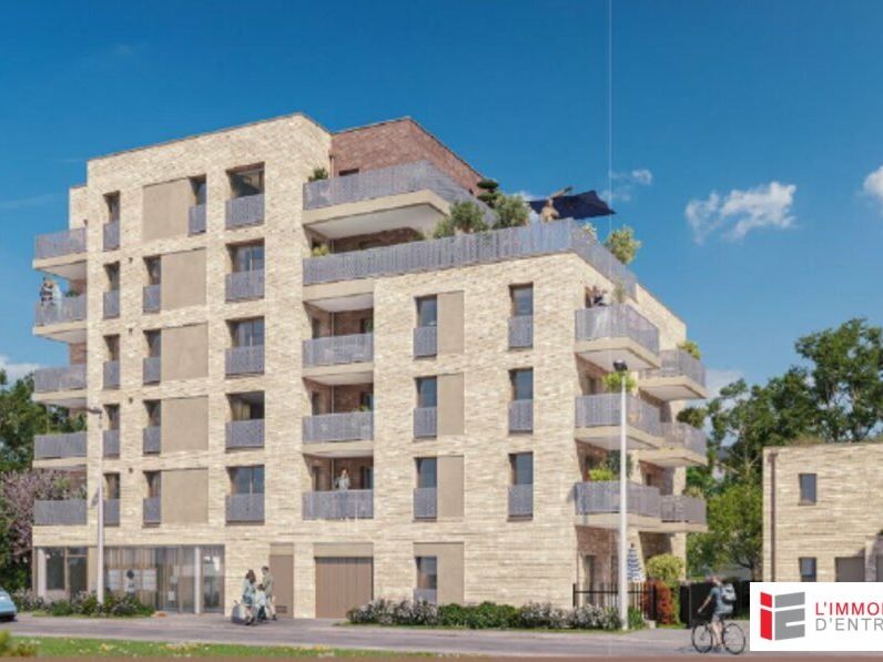 Vente local d''activites 106.1 m² non divisibles