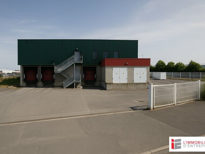 Location local d''activites 400 m² non divisibles