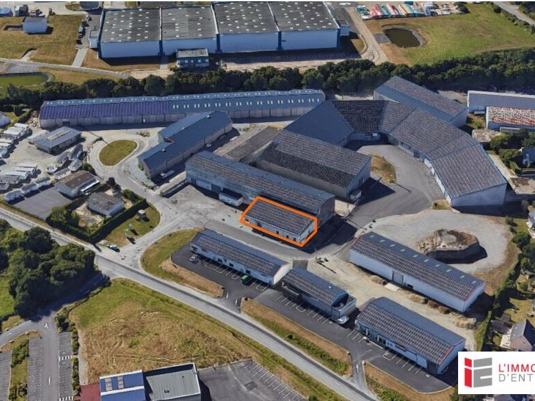 Location local d''activites 440 m² non divisibles
