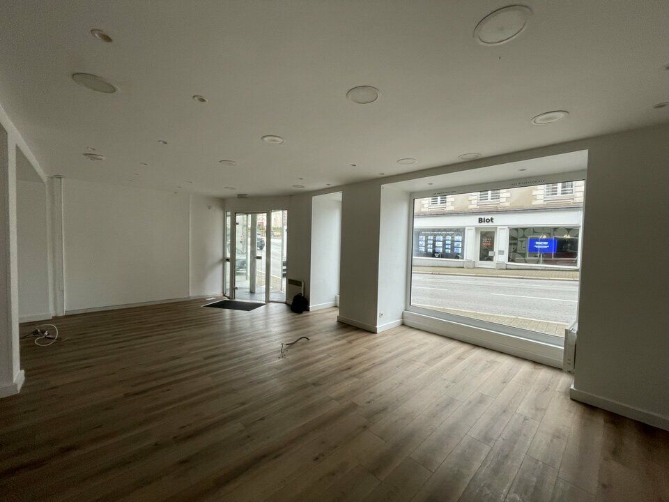 Location local commercial 72 m² non divisibles