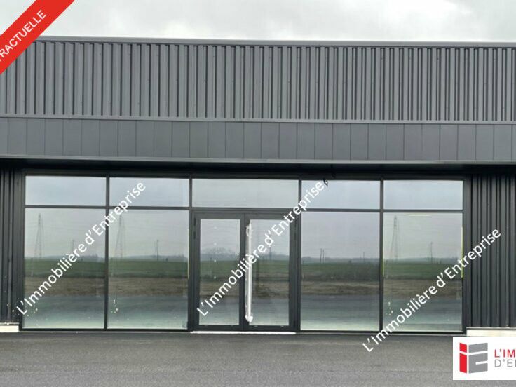 Location local commercial 160 m² non divisibles