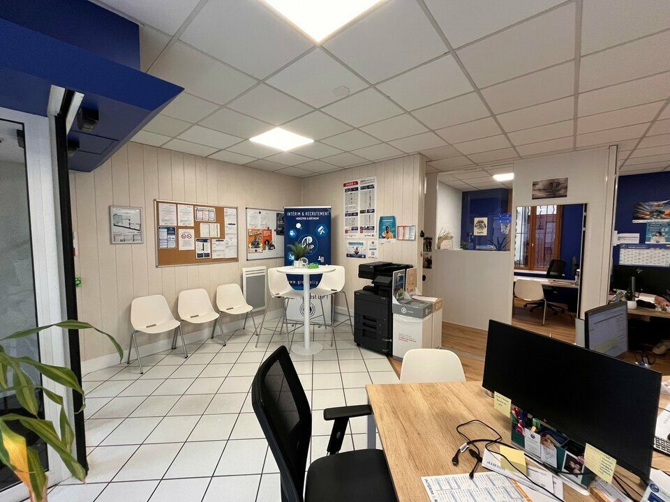 Location bureaux 63 m² non divisibles