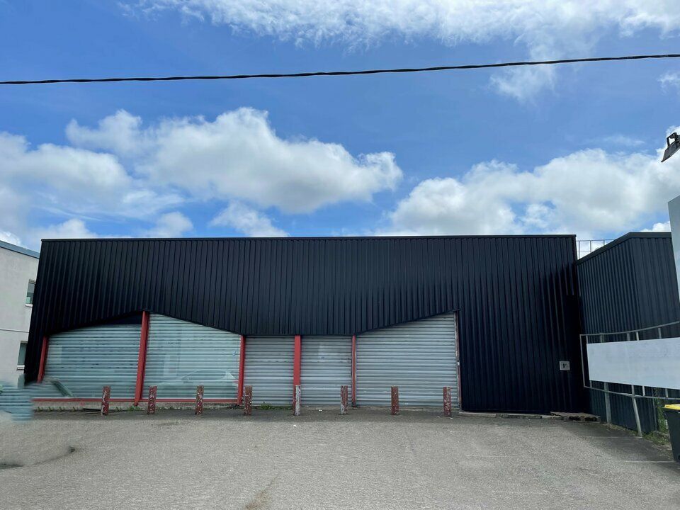 Location local commercial 515 m² non divisibles