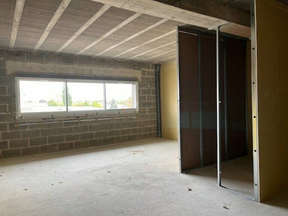 Location bureaux 352 m² divisibles à partir de 53 m²