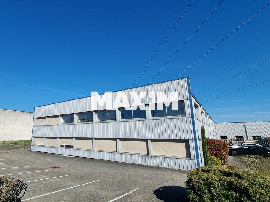 Location bureaux 575 m² divisibles à partir de 100 m²