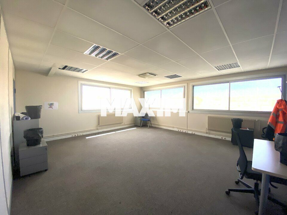 Location bureau - 575 m²