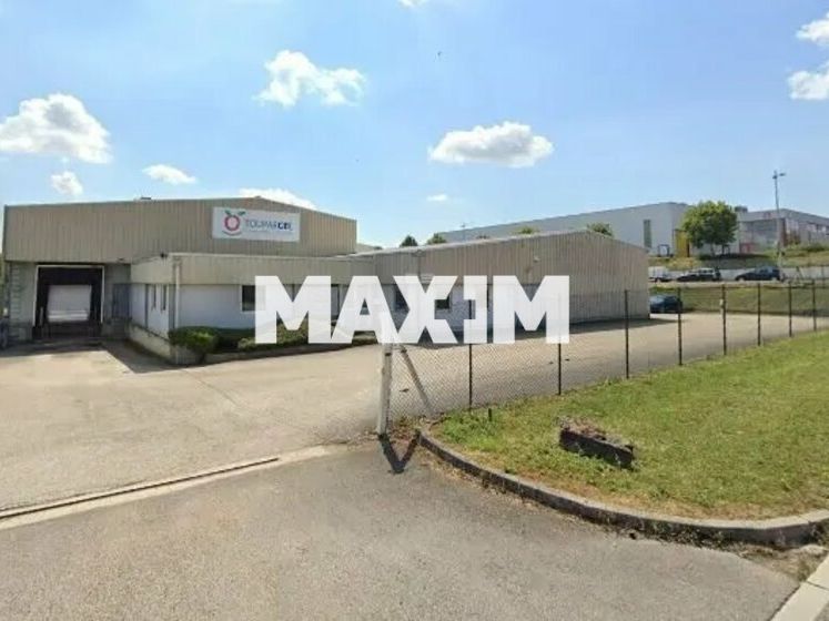Location local d''activites 826 m² non divisibles