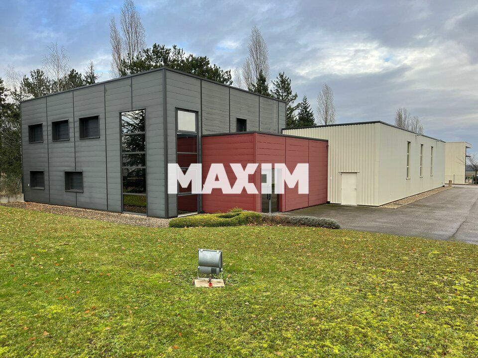 Location local d''activites 963 m² non divisibles