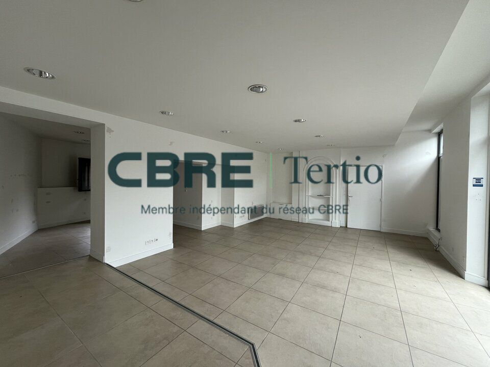 LOCAL COMMERCIAL - Belle visibilité 