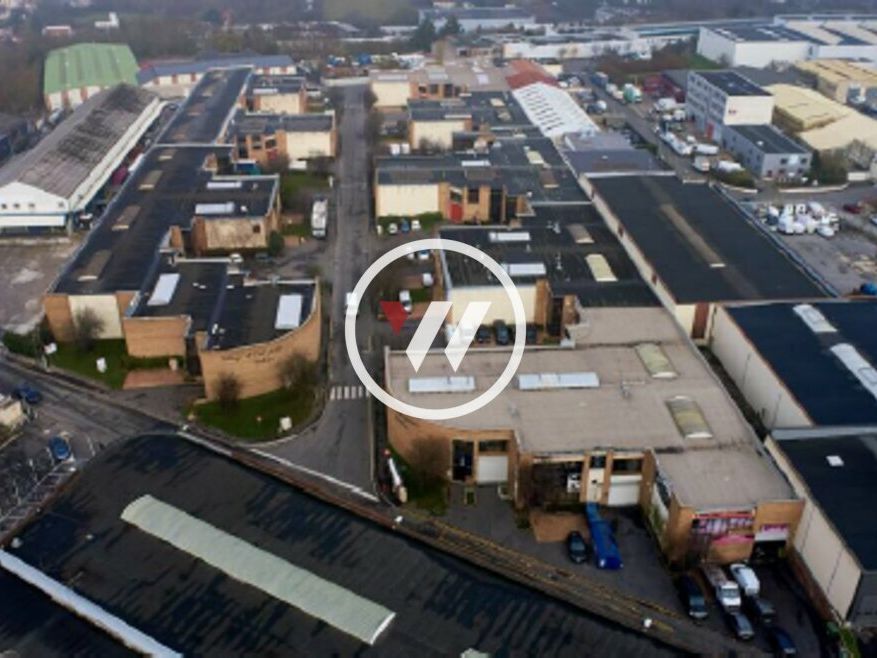 Location local d''activites 557 m² non divisibles
