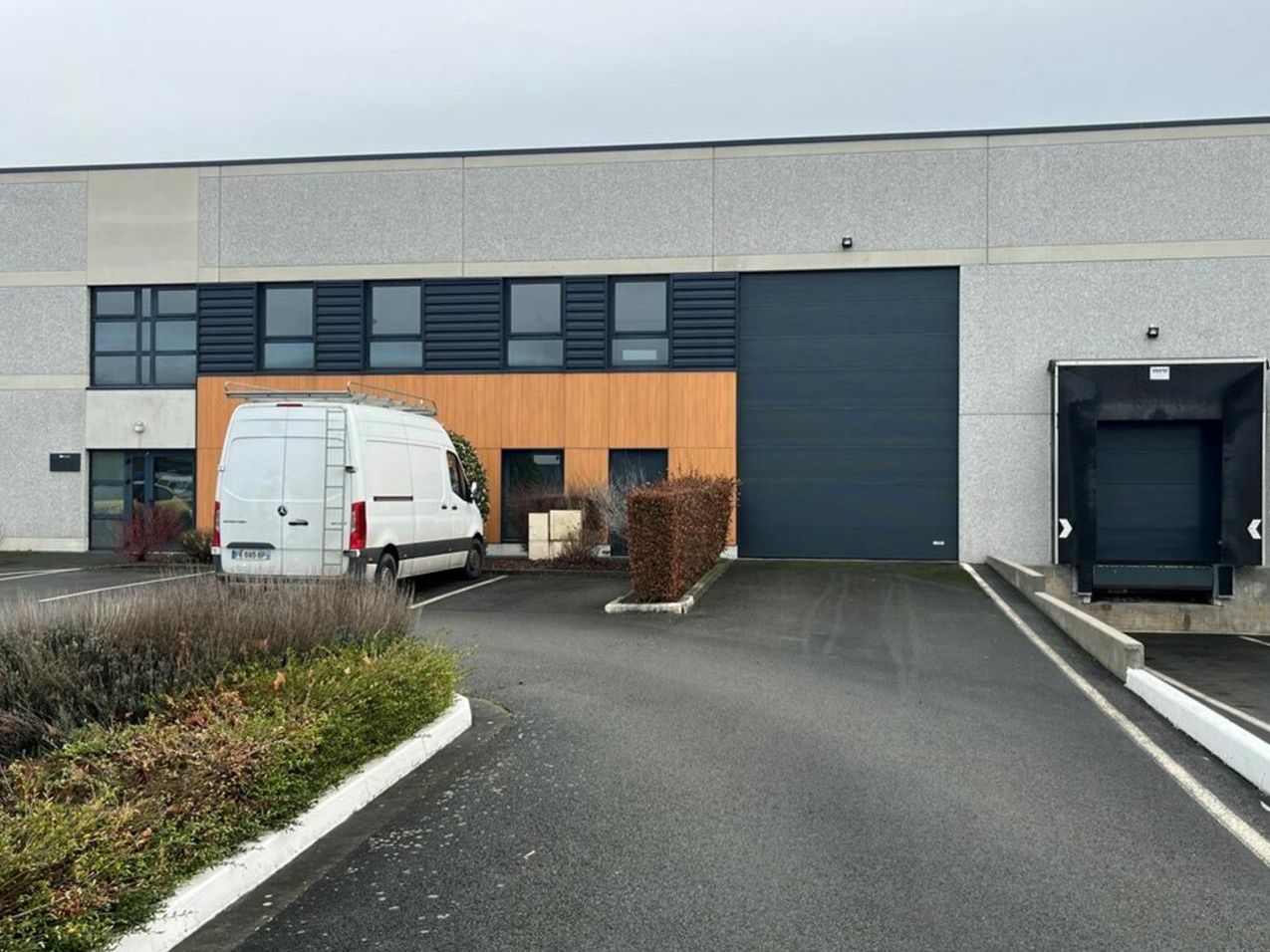 location - local d'activite - saint andre