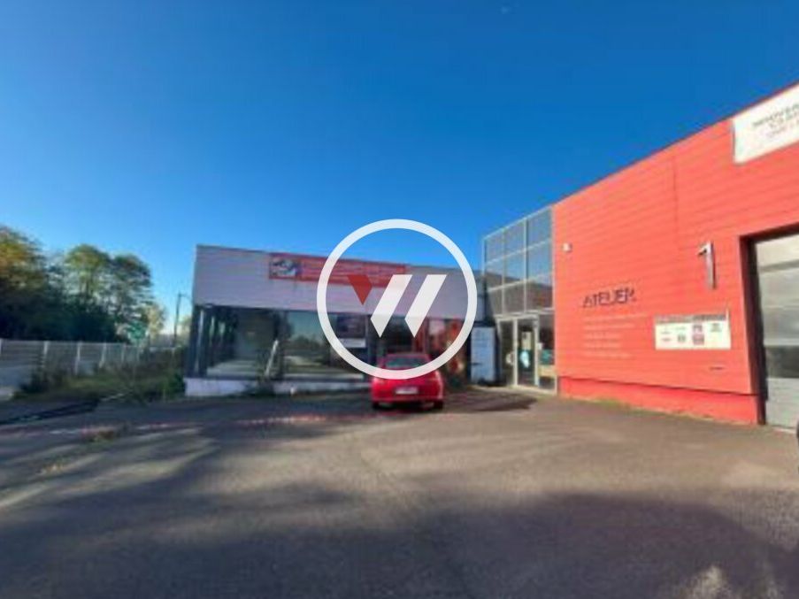 Vente local 1208 m² non divisibles