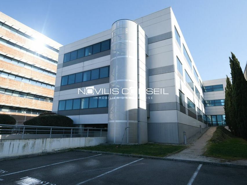 Location bureaux 287 m² non divisibles